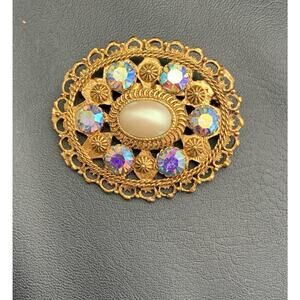 Vintage Gorgeous Gold Tone Brooch With Iridescent AB Rhinestones & Faux Pearl